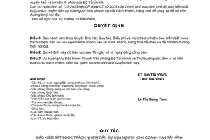 Quyết định 99/2005/QĐ-BTC Quy tắc biểu phí mức trách nhiệm bảo hiểm bắt buộc dân sự  kinh doanh vận tải hành khách hàng hoá dễ cháy nổ thủy nội địa