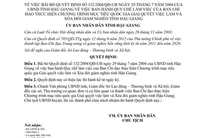 Quyết định 1922/QĐ-UBND 2013 bãi bỏ 132/2004/QĐ-UB Giải quyết việc làm Xóa đói giảm nghèo Hậu Giang