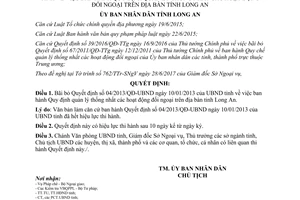 Quyết định 32/2017/QĐ-UBND bãi bỏ 04/2013/QĐ-UBND quản lý hoạt động đối ngoại Long An